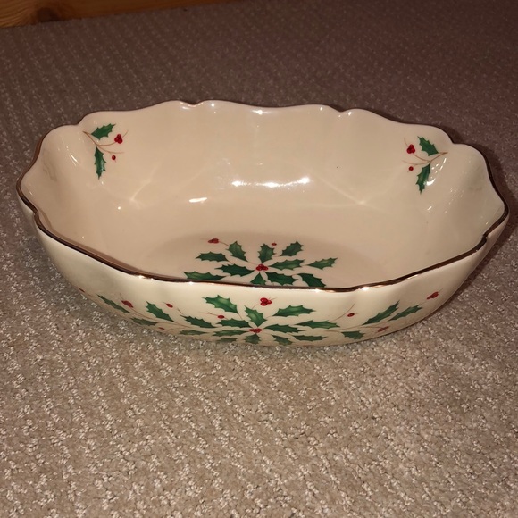 Lenox Dining Lenox Holiday Dimension Oval Fluted Bowl Poshmark